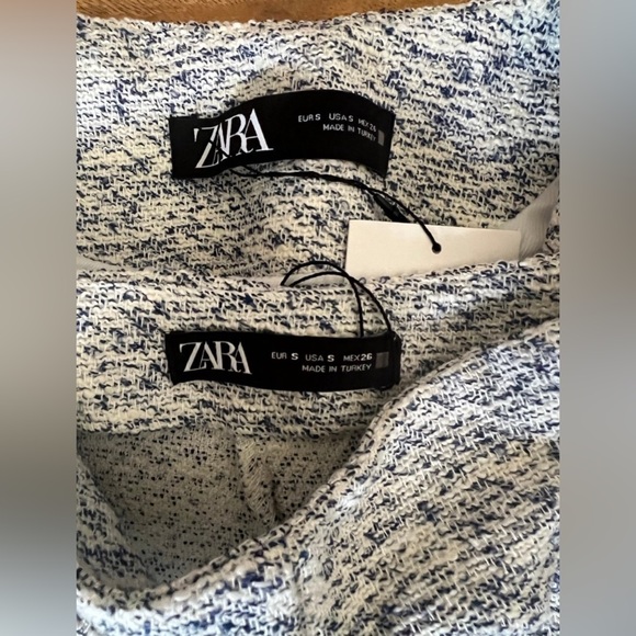 Zara Set - Picture 3 of 12